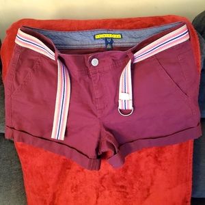 🛑EUC Prince & Fox Burgundy Cuffed Shorts Size 10